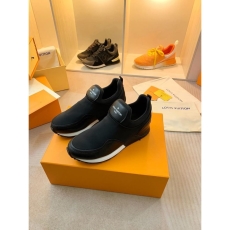 Louis Vuitton Low Shoes